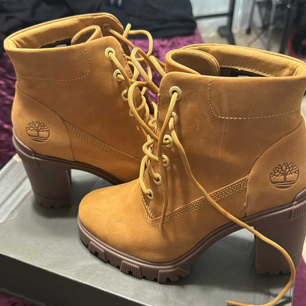 Allington Heights 6" Nubuck Suede Booties - Picture 2 of 4